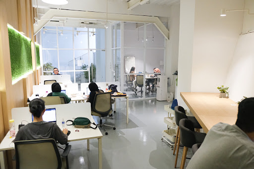 1m1 coworking @DEPOK Akses UI