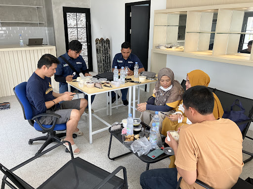 RUMAH KREATIF JAMBI - Work & Creative Spaces RUMAH KREATIF JAMBI - Work & Creative Spaces