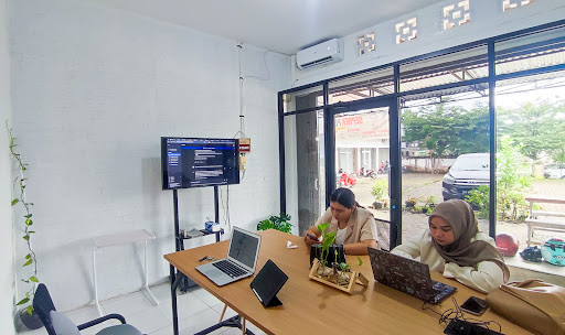 Mudyk Connecting Room Mudyk Connecting Room