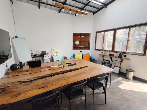 i7 Creative Community Space