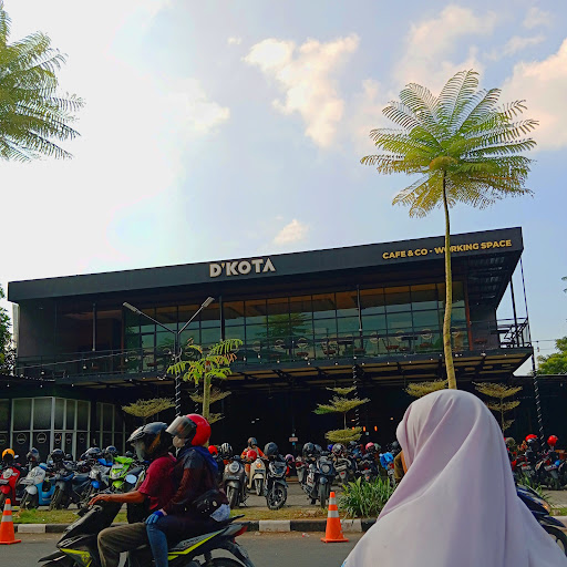 Cafe D'KOTA Basuki Rahmat