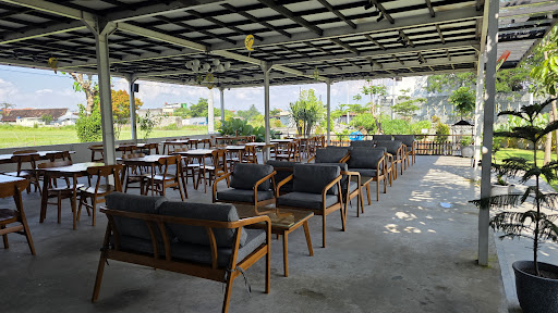 Konco Space Colomadu