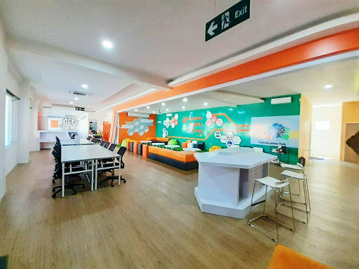IndigoHub Makassar