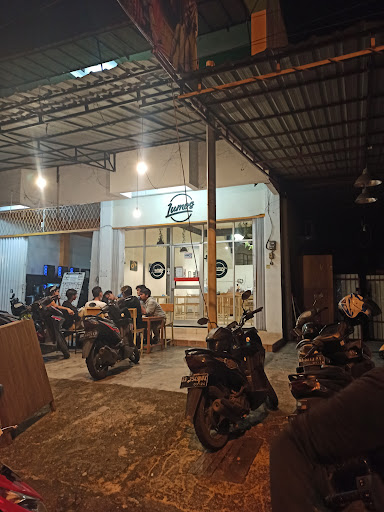 Titik Damai Cafe