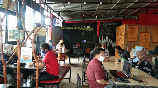 NR Coffee House