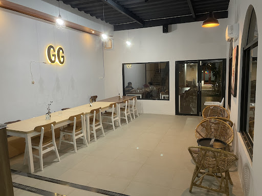 Green Garden Caffe dan Studio Senam (Yoga,Aerobic dan Pilates) Green Garden Caffe dan Studio Senam (Yoga,Aerobic dan Pilates)