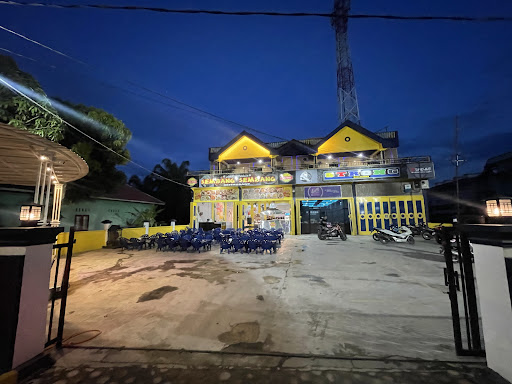 Strong Billiard & Sembang-Sembang Resto