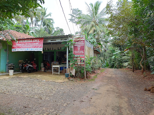 BPK. KUSNAWAN - IBU SUYATI