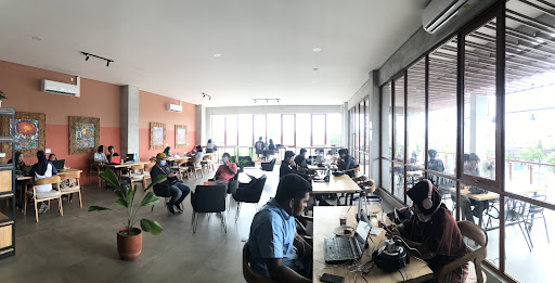 Crรดnica Creative Workspace Crรดnica Creative Workspace