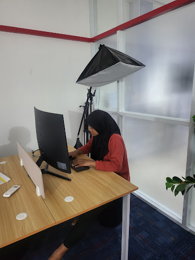 COWORKING SPACE (Wira Office)